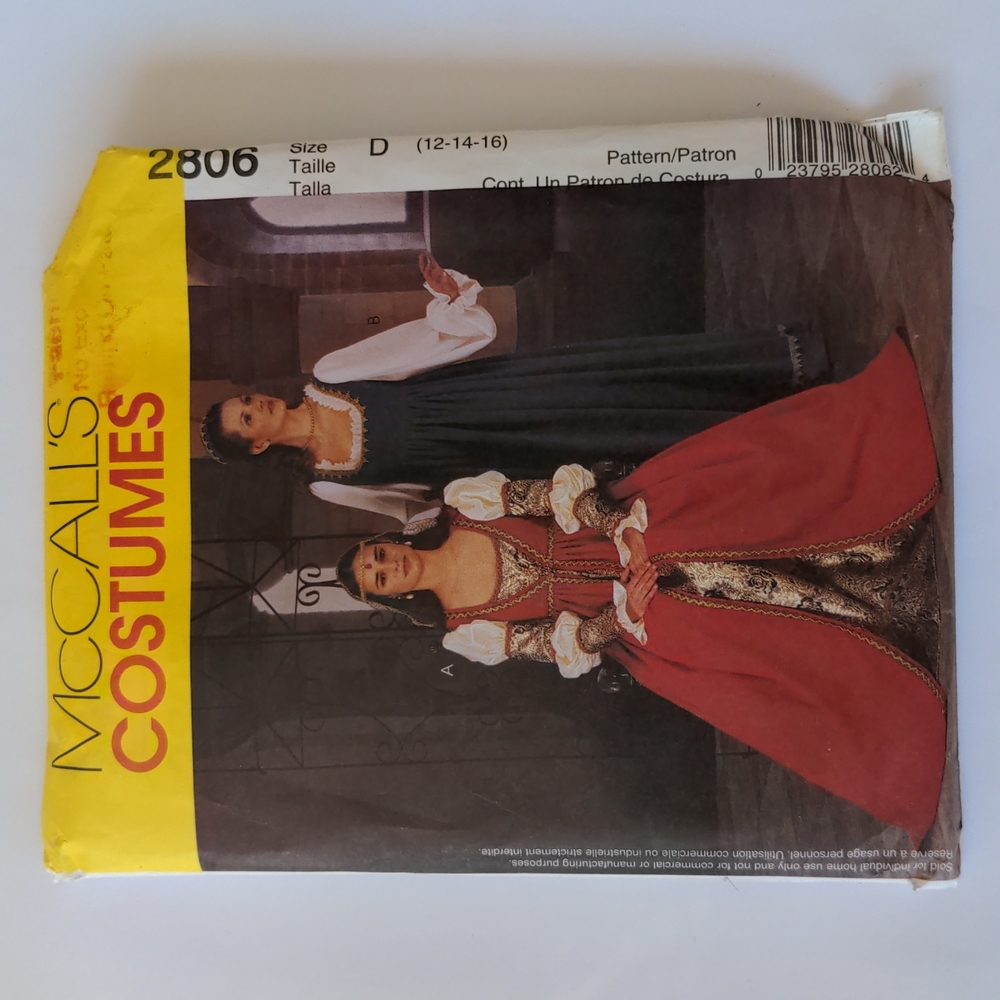 McCall's 2806 renaissance costume sewing pattern